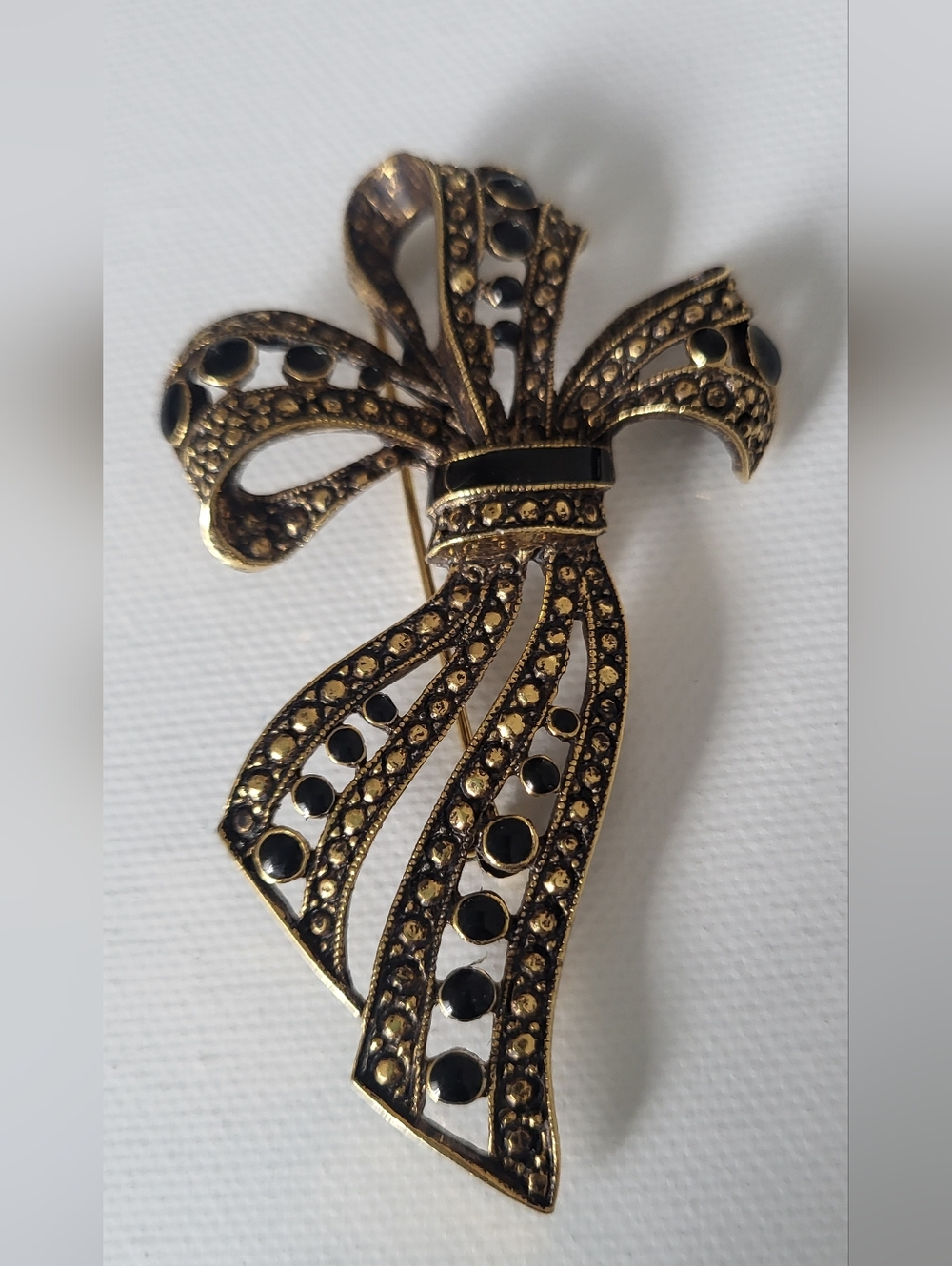 Vintage- Goldtone Black Enamel Bow Brooch